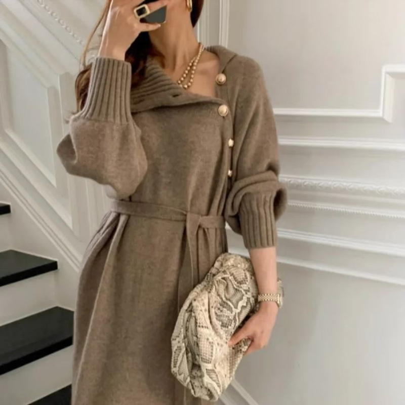 Evelia - Cozy Wrap Dress